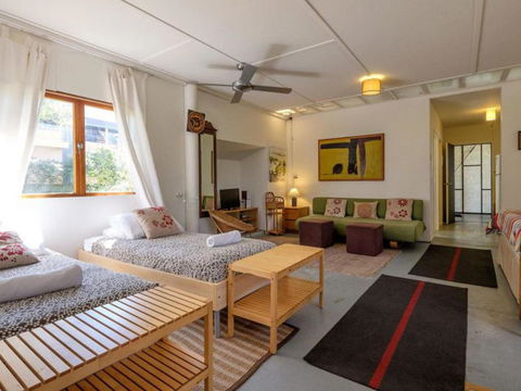 Eddies Place - Accommodation Cooktown 1