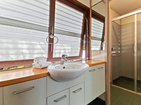 Laguna House - Accommodation Cooktown 1