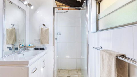 All Travellers Motor Inn - Accommodation Cooktown 3