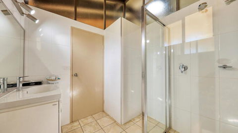 All Travellers Motor Inn - Accommodation Cooktown 4