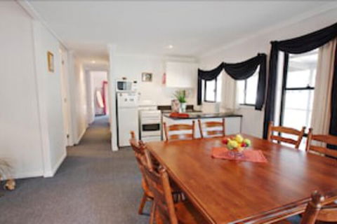 Serenity Grove - Accommodation Cooktown 3