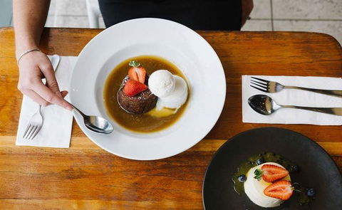 Sandbar - Accommodation Cooktown 5