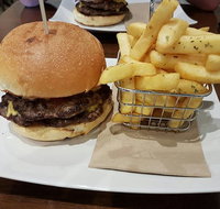 House of Burgers - Accommodation Cooktown