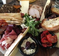The Berwick Deli - Accommodation Cooktown