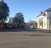 Longwarry Hotel - Accommodation Cooktown