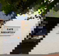 Cafe Romantica