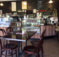 R  T's Bake and Brew - Accommodation Cooktown