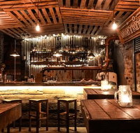 Donny's Bar and Restaurant - Accommodation Cooktown