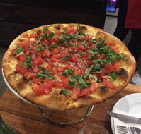 Fratelli's Wood Fired Pizza - Accommodation Cooktown