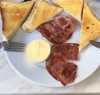 Moes Cafe Pancake And Grill - Accommodation Cooktown