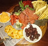 Trinders in The Astra - Accommodation Cooktown