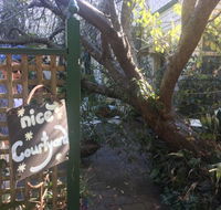 John and Willys - Accommodation Cooktown