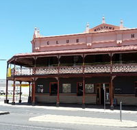 The Club Hotel Experience - Accommodation Cooktown