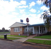 Goolgowi Ex- Servicemen's Memorial Club - Accommodation Cooktown