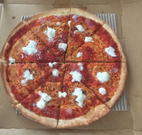Crust Gourmet Pizza - Accommodation Cooktown