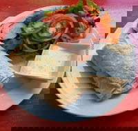 Braisen Hussy Garden Cafe - Accommodation Cooktown