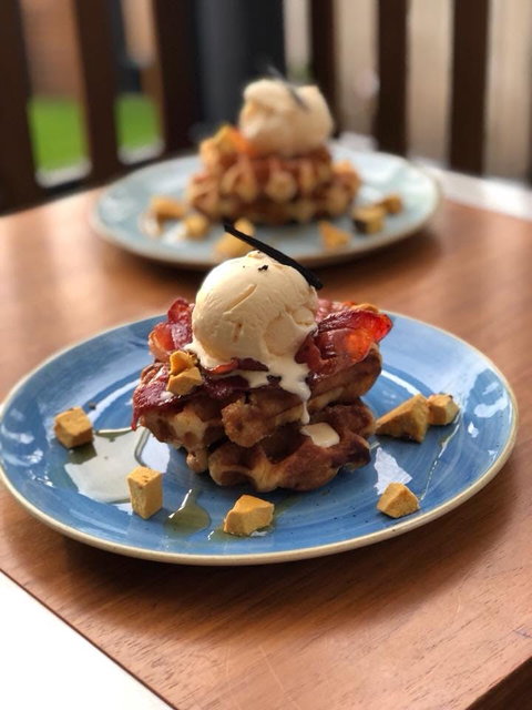 Kokomo Cafe Bar - Accommodation Cooktown 0