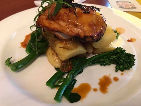 The Royal Oak Bistro - Accommodation Cooktown 0