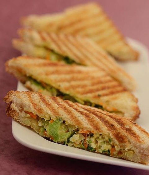 O'Bombay - Accommodation Cooktown 0