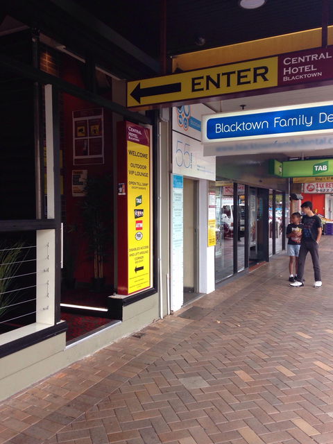 Central Hotel - Blacktown - Accommodation Cooktown 0