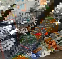 Reader's Caf and Larder