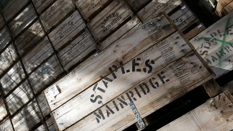 Staples Apples - Accommodation Cooktown 1