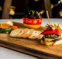 Moda Restaurant - Accommodation Cooktown