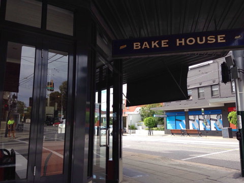 Ionsky's Bake House - Accommodation Cooktown 0