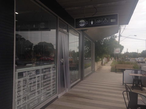 Pascoe Vale Hot Bread Kitchen - Accommodation Cooktown 0