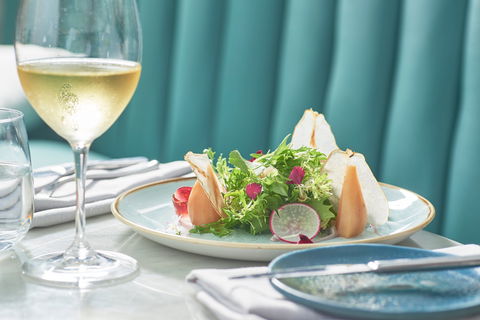 Q Dining - Accommodation Cooktown 2