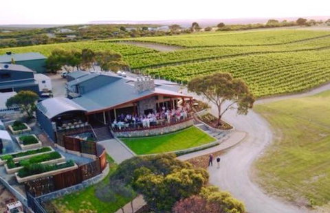 The Line & Label Restaurant - Accommodation Cooktown 1