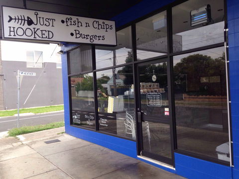 Just Hooked - Accommodation Cooktown 0