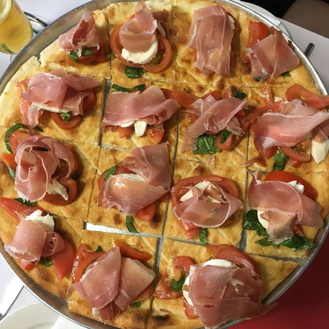 Rostrevor Pizza Bar & Restaurant - Accommodation Cooktown 0