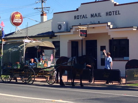 Royal Mail Hotel Mulwala - Accommodation Cooktown 0