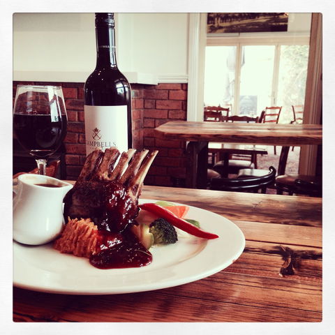 Royal Mail Hotel Mulwala - Accommodation Cooktown 1