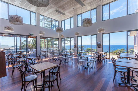 Tathra Hotel - Accommodation Cooktown 2