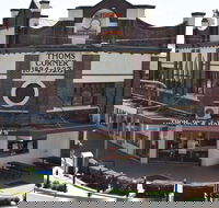 Thom Dick and Harrys