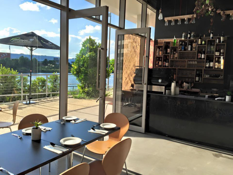 Alfresco Pizzeria & Wine Bar - Accommodation Cooktown 3