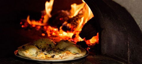 Ballarat Provedore - Accommodation Cooktown 2