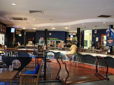 Humpty Doo Tavern - Accommodation Cooktown 1