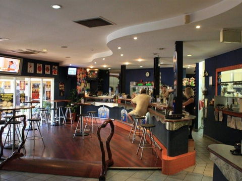 Humpty Doo Tavern - Accommodation Cooktown 2
