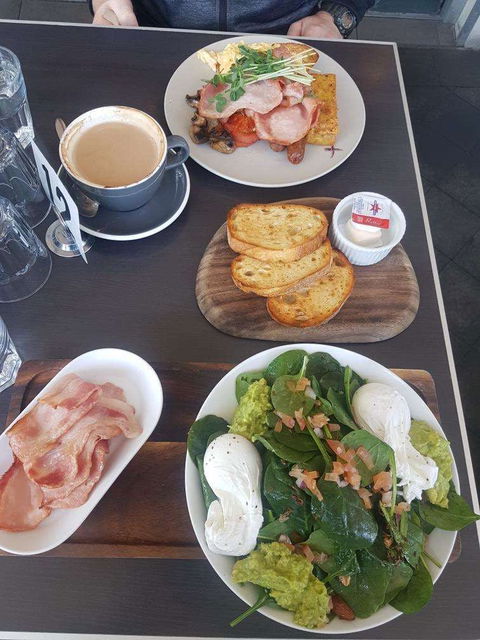 Arirang - Accommodation Cooktown 0