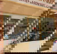 Macs Oven Foods - Accommodation Cooktown