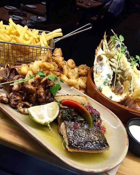 Ray & Lou's Cafe Grill - Accommodation Cooktown 0