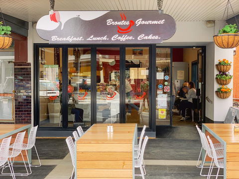 Brontes Gourmet - Accommodation Cooktown 0