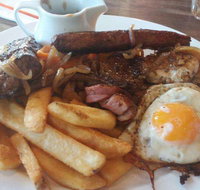 Burger Inc. - Accommodation Cooktown