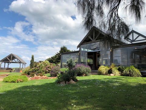 Phillip Island Winery - Accommodation Cooktown 2