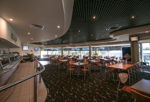 Sports Club Bistro - Lismore Workers Sports Club - Accommodation Cooktown 1