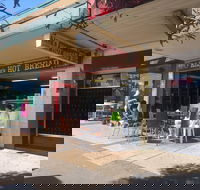 Nhuy King's Hot Bread - Accommodation Cooktown