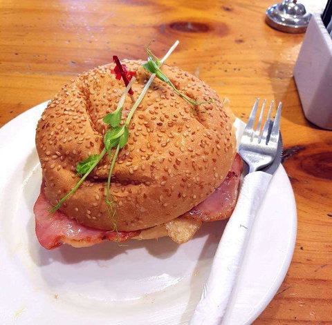 The Colony Coffee House Of Midland - Accommodation Cooktown 0